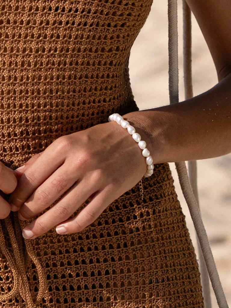 pearl beaded bracelet Sustainable Bracelets - BERLOOK