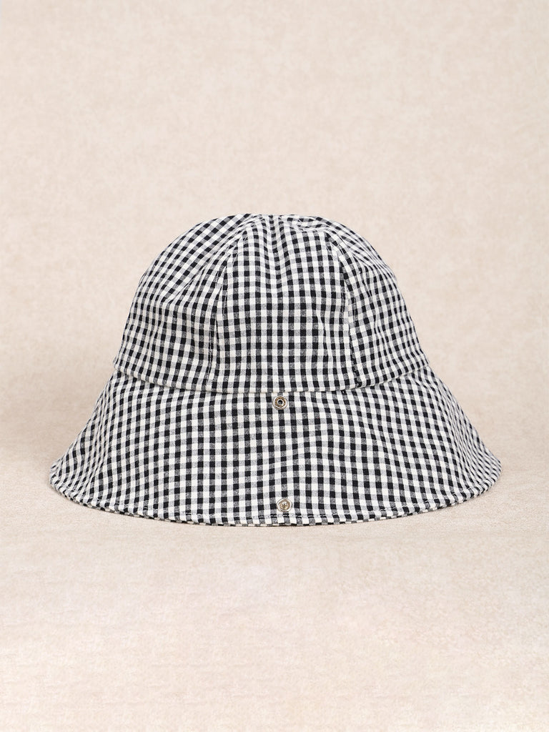 plaid bucket hat Sustainable Hats - BERLOOK